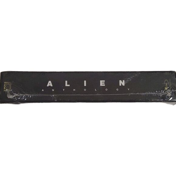 Alien Anthology Blu-ray 6-disc box set released in October 2010 - Picture 4 of 5